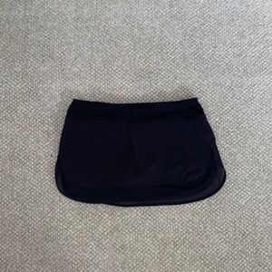lululemon hotty hot ll skirt